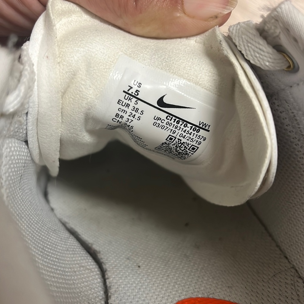 White an red Nike snickers 7.5 little used